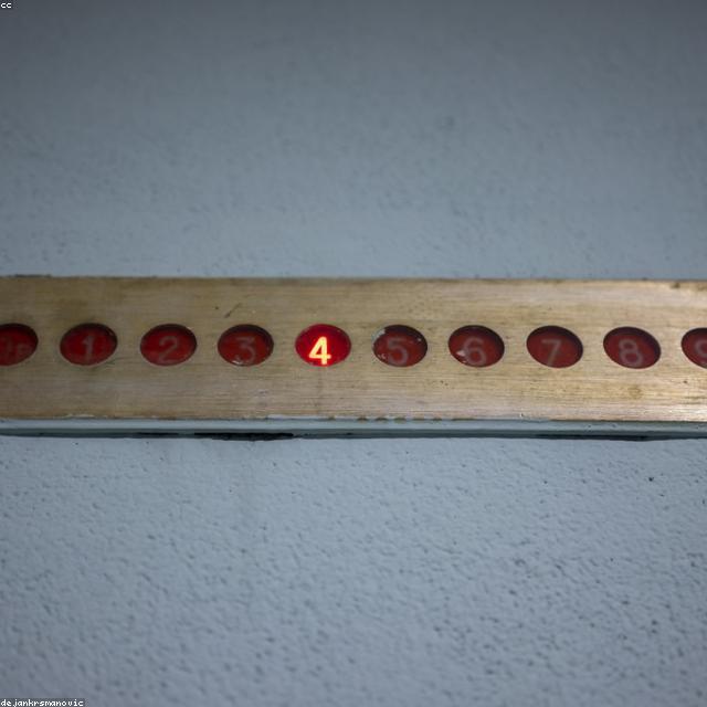 Aurix Aro de Luz Tripode A1623